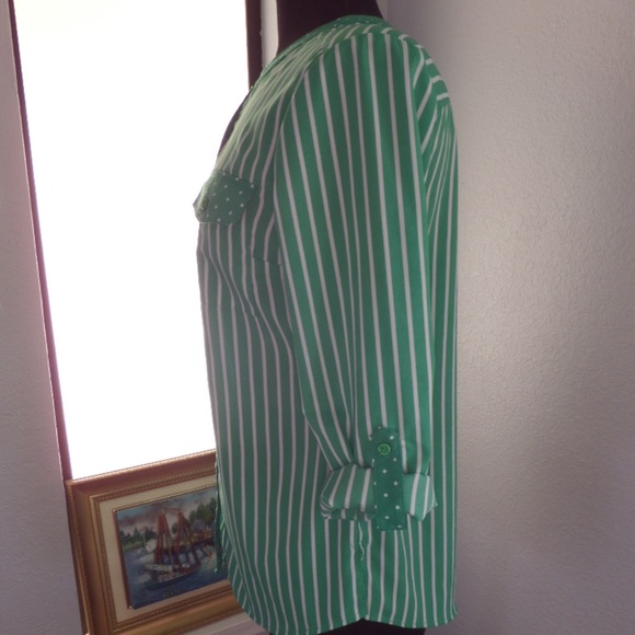 🌵 Notations Size S Long Sleeves Green BLOUSE 🌵 - Picture 3 of 6